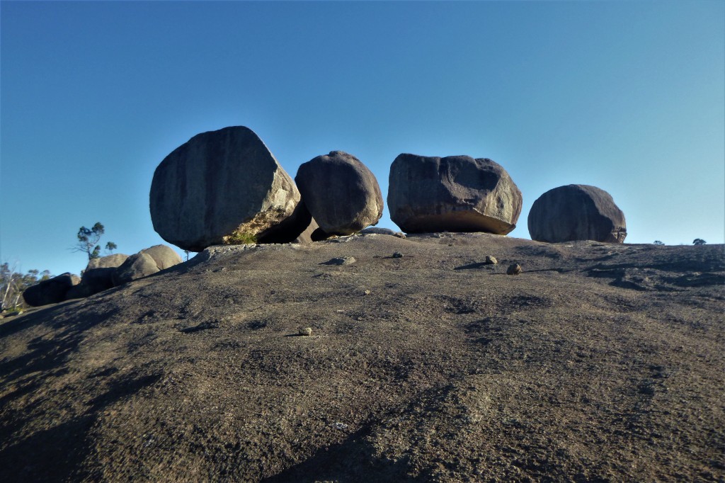 Granite Tors: Wallangarra Ridge